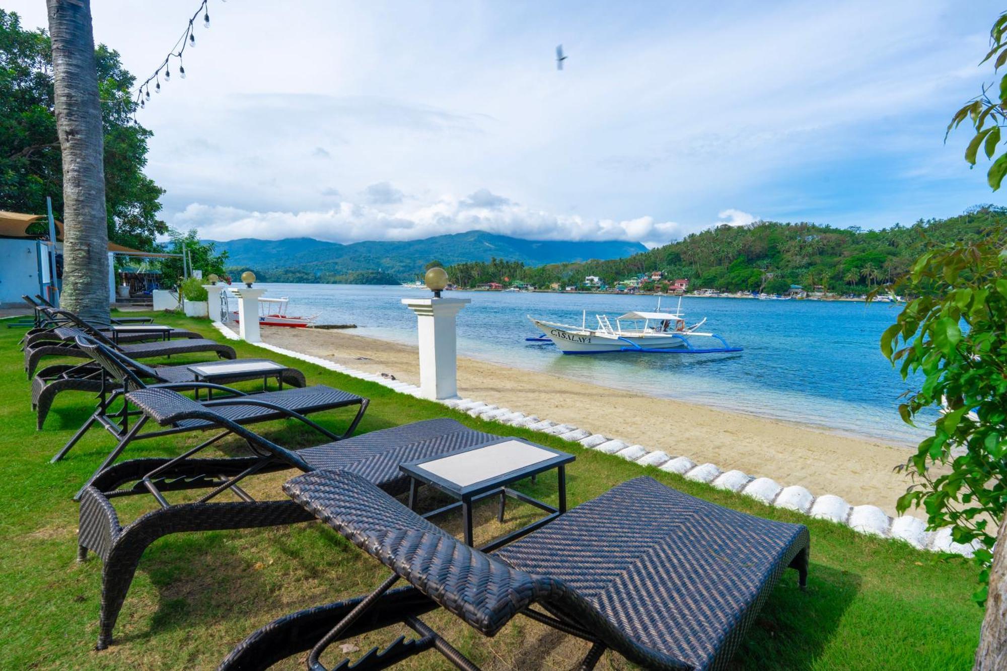 Casalay Boutique Villas & Dive Пуэрто-Галера Экстерьер фото